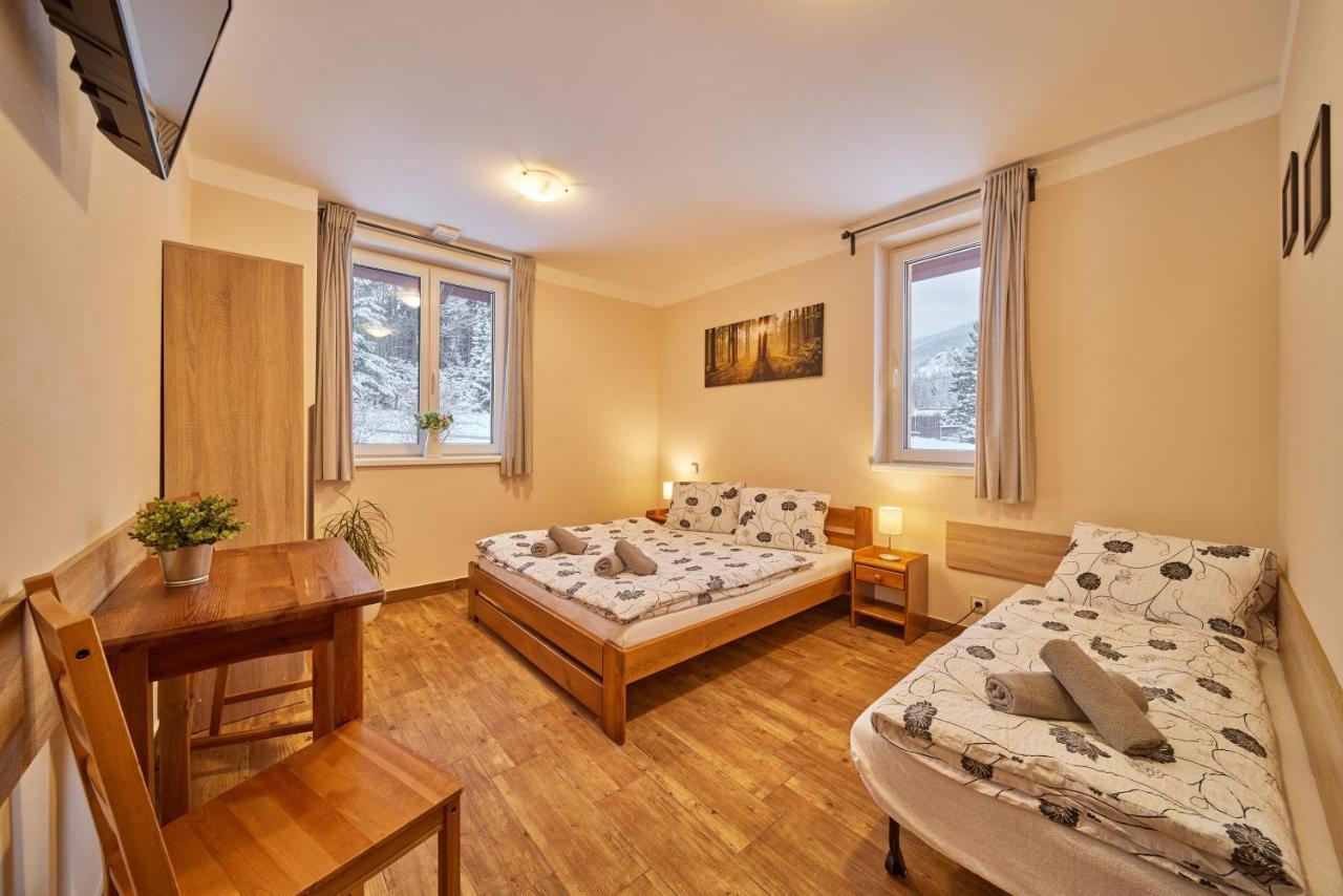 Residence Ruth Janske Lazne Luaran gambar
