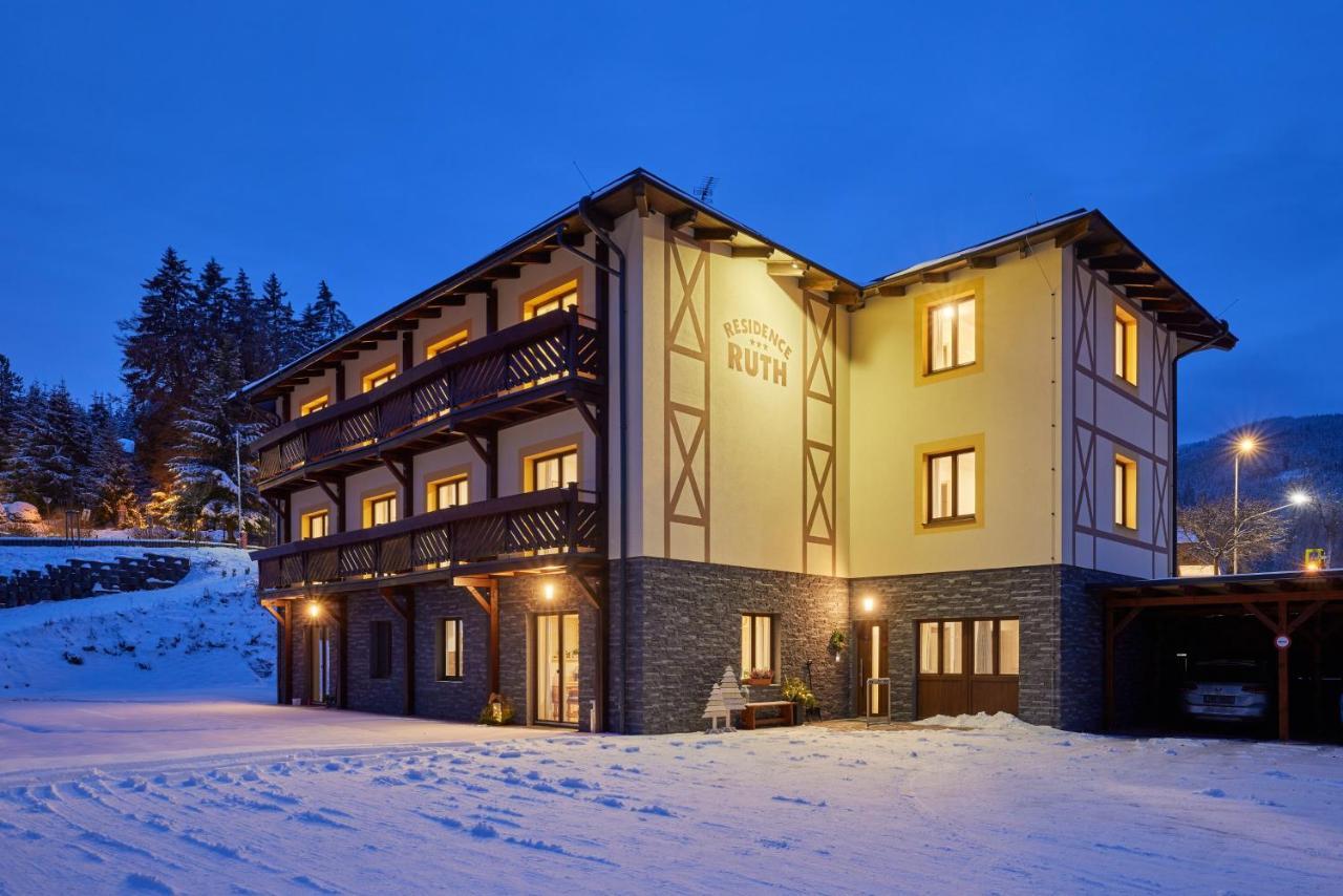 Residence Ruth Janske Lazne Luaran gambar