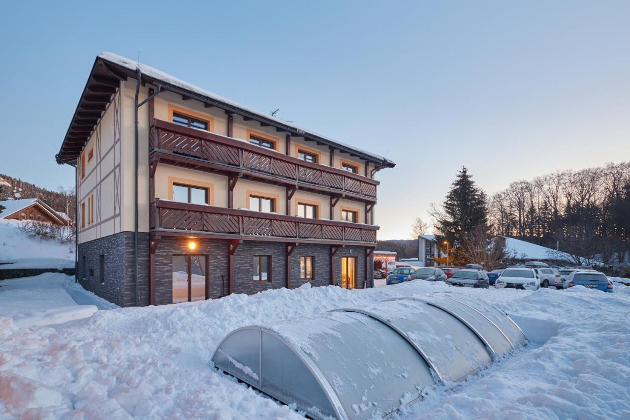 Residence Ruth Janske Lazne Luaran gambar