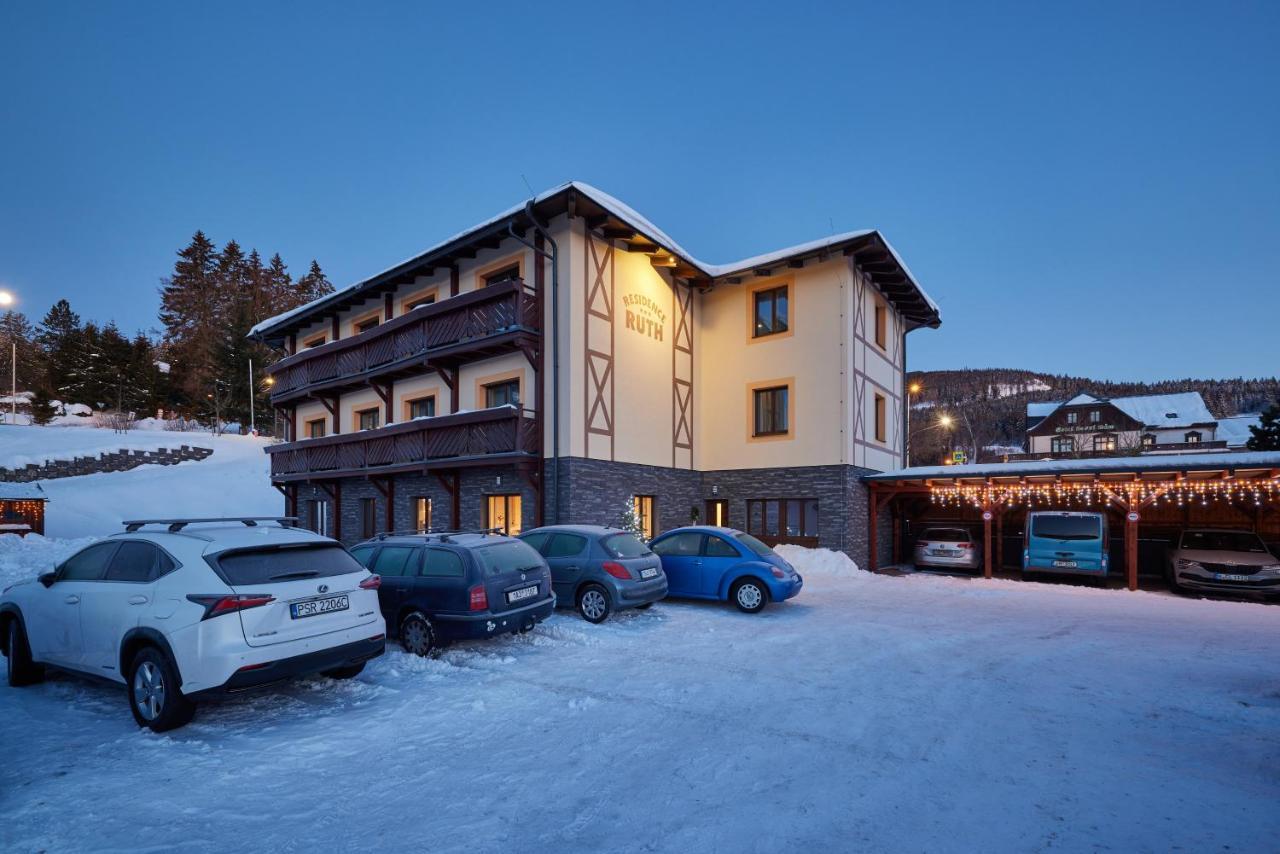 Residence Ruth Janske Lazne Luaran gambar